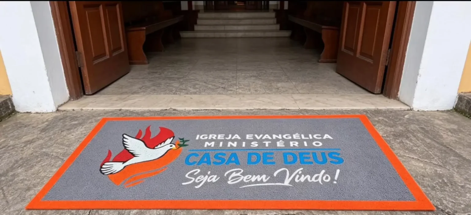 tapetes personalizdos igrejas
